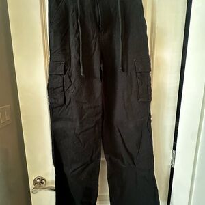 FASHION NOVA CARGO PANTS